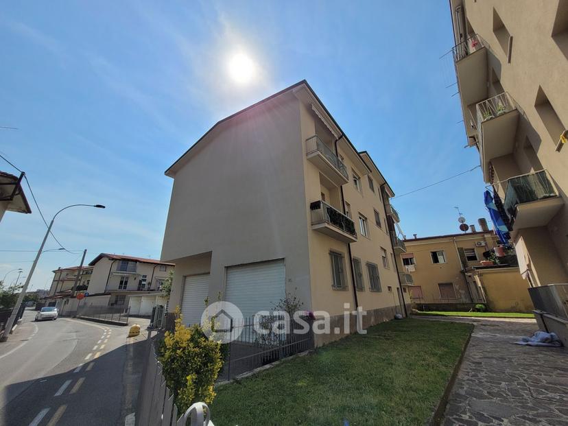 Trilocale in Via Montello 512 — foto 8 di 21