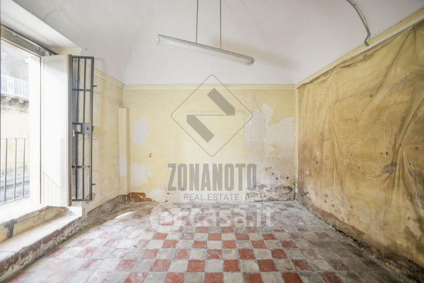 Quadrilocale in Via Principe Umberto 58 — foto 2 di 13