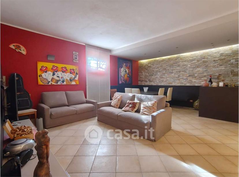 Villa in Corso Benedetto Cairoli 80 — foto 25 di 27