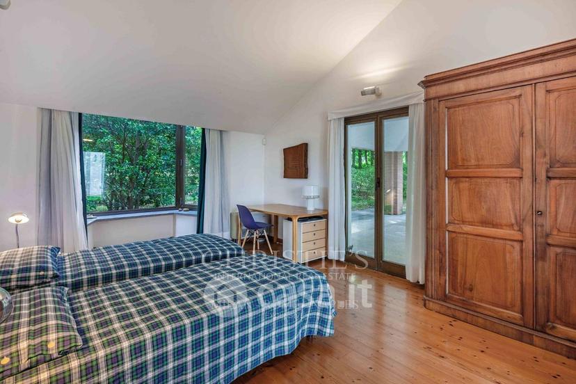 Villa in Via Luciano Manara — foto 4 di 38
