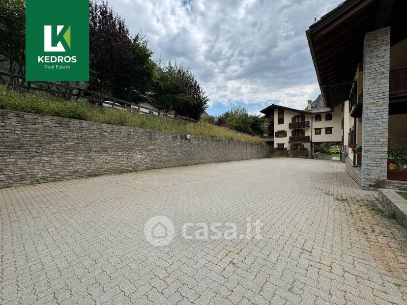 Quadrilocale in Strada Larzey - Entrèves 46 — foto 19 di 27