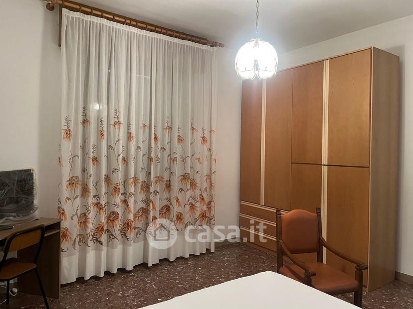 Stanza in Via Giacomo Matteotti 65 — foto 9 di 13