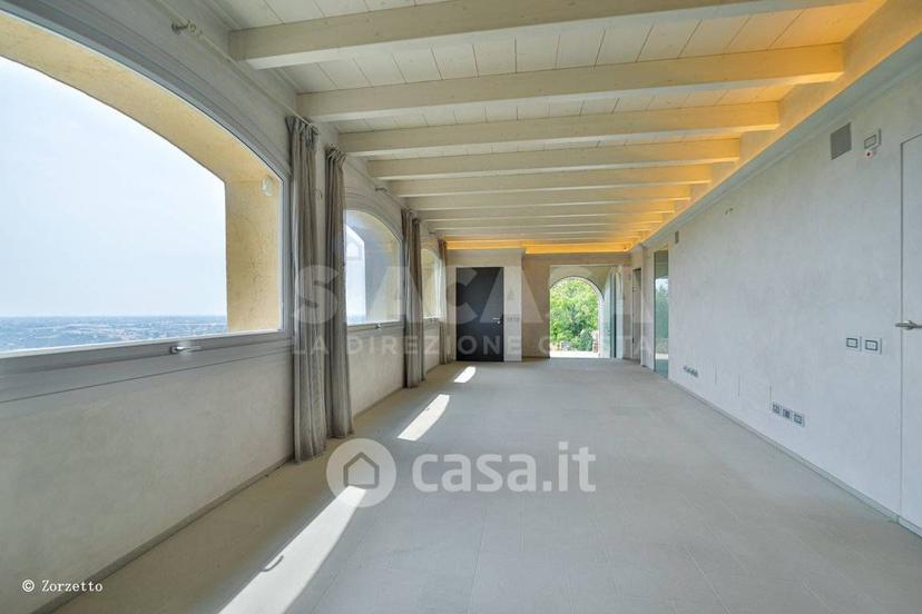 Villa in Via Belvedere 37 — foto 35 di 95