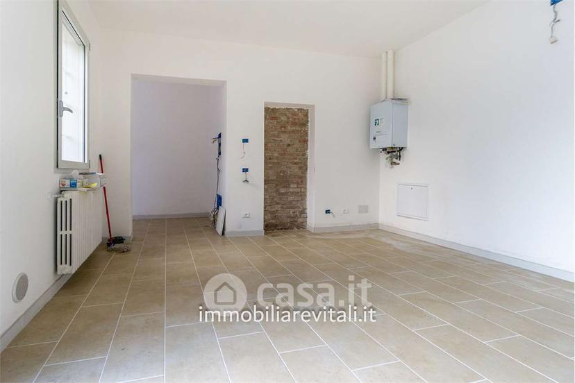 Trilocale in Via Re Amato — foto 9 di 18