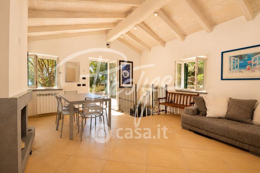 Villa in Via Sant Antonio — foto 10 di 25