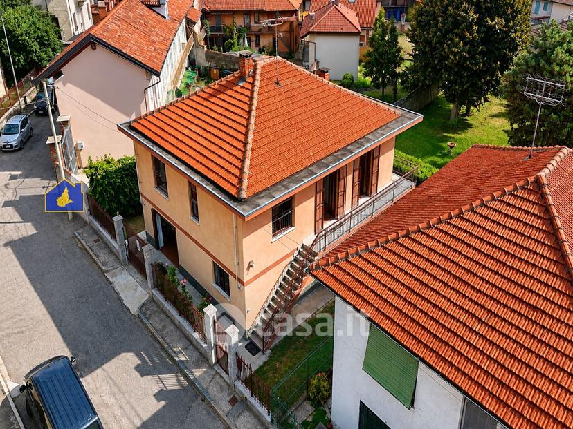 Villa in Via Cadore — foto 17 di 37