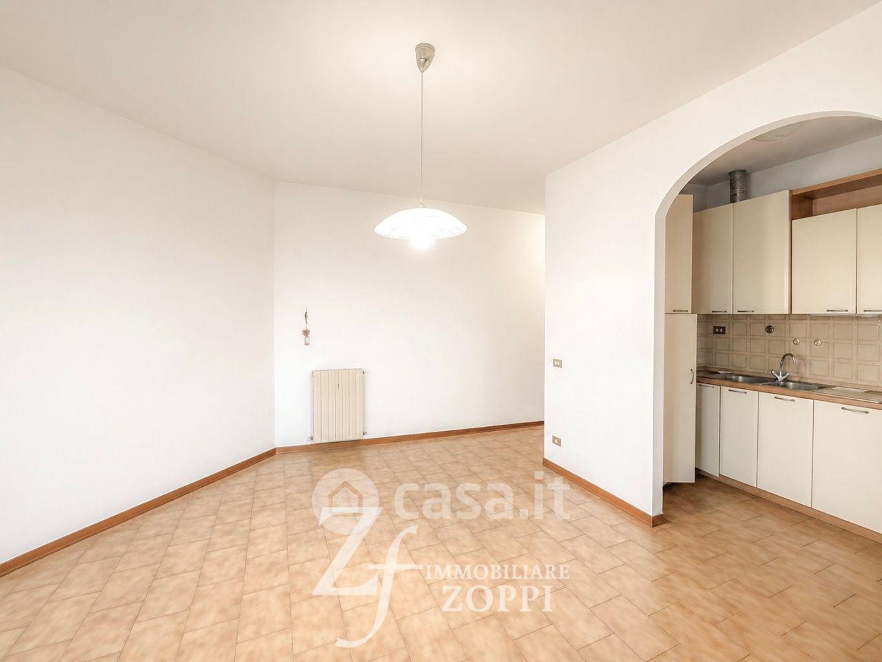 Appartamento in Viale L.ariosto