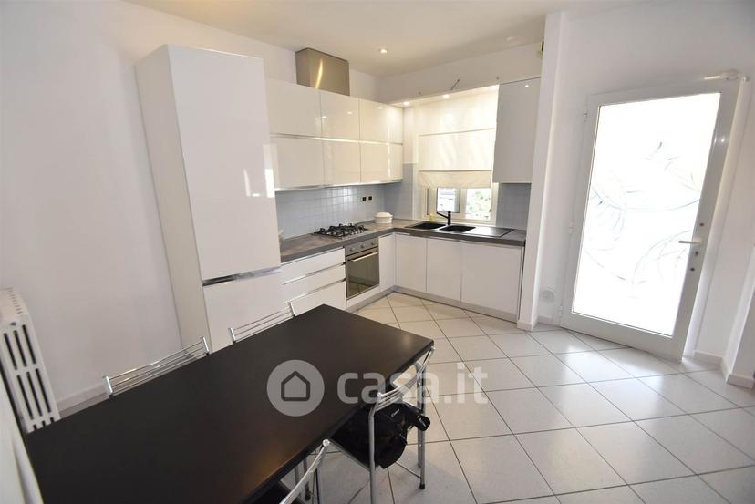 Quadrilocale in Via degli Olmi 6 — foto 15 di 31