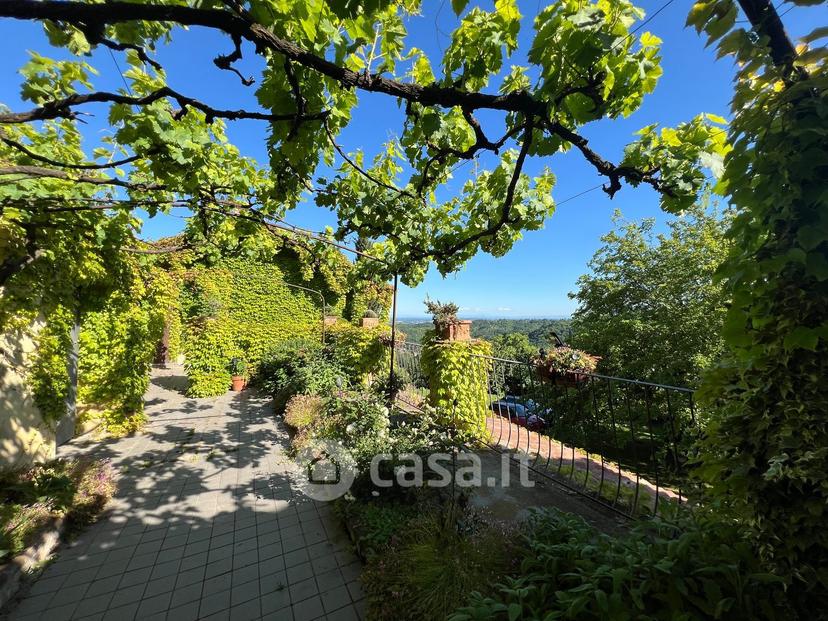 Villa in Strada Cocconito 6 — foto 10 di 34