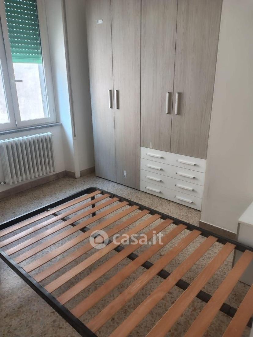 Stanza in Via XX Settembre — foto 10 di 12