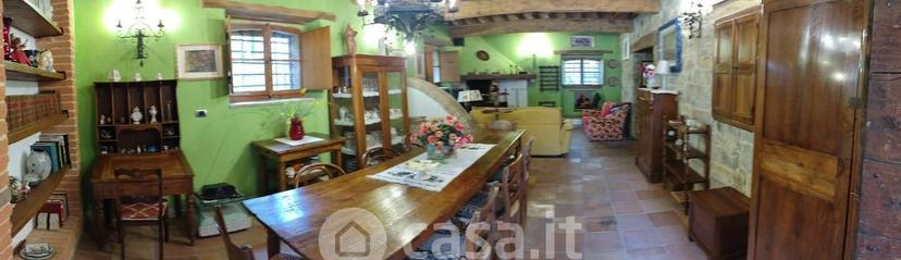 Villa in Strada Senza Nome 53011 — foto 21 di 45