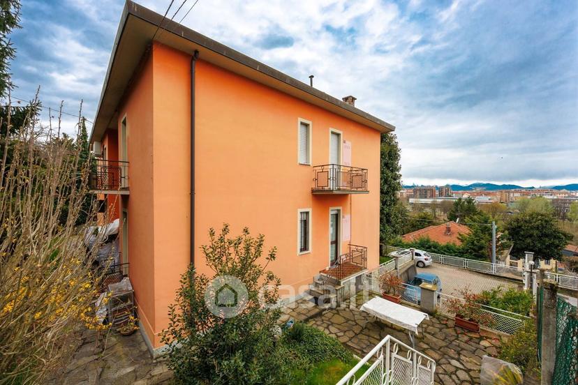 Appartamento in Via Macrino d'Alba — foto 3 di 33