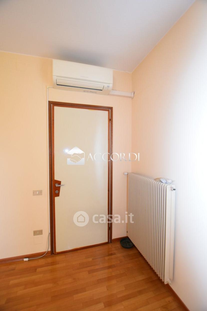 Villa in Via Schiavonesca Nuova — foto 8 di 22