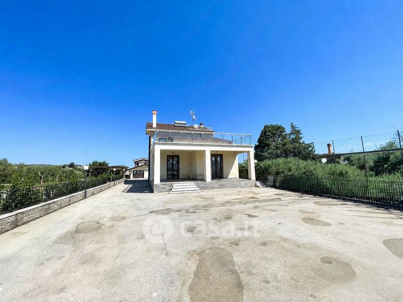 Villa in Via Giovanni Guareschi 67 — foto 84 di 115