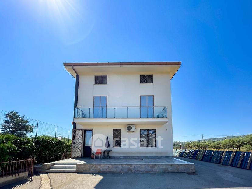 Villa in Via Giovanni Guareschi 67 — foto 82 di 115