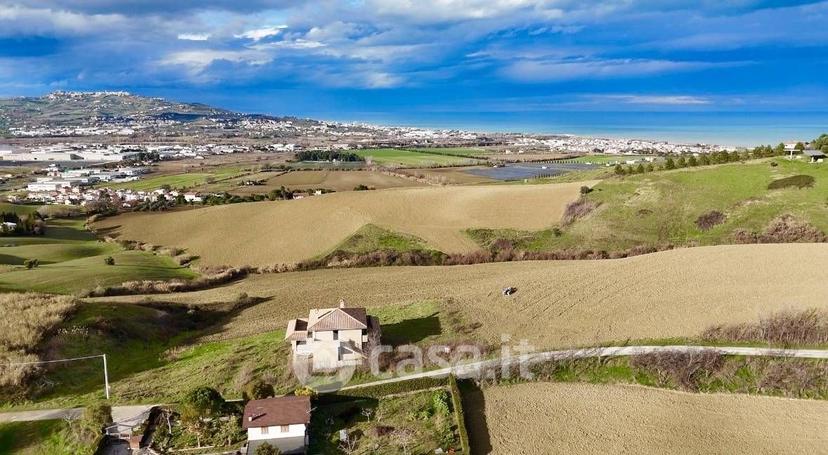 Villa in Via Colle Morino — foto 24 di 25