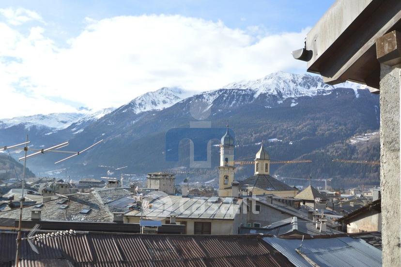 Trilocale in Via Alberti 5 — foto 5 di 33