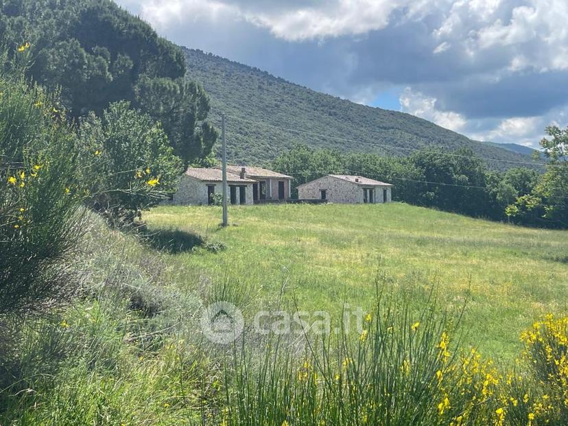 Villa in Vocabolo Aussa — foto 30 di 37