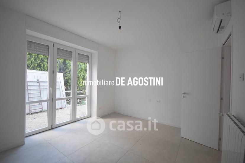 Bilocale in Via Mottarone 8 — foto 4 di 16