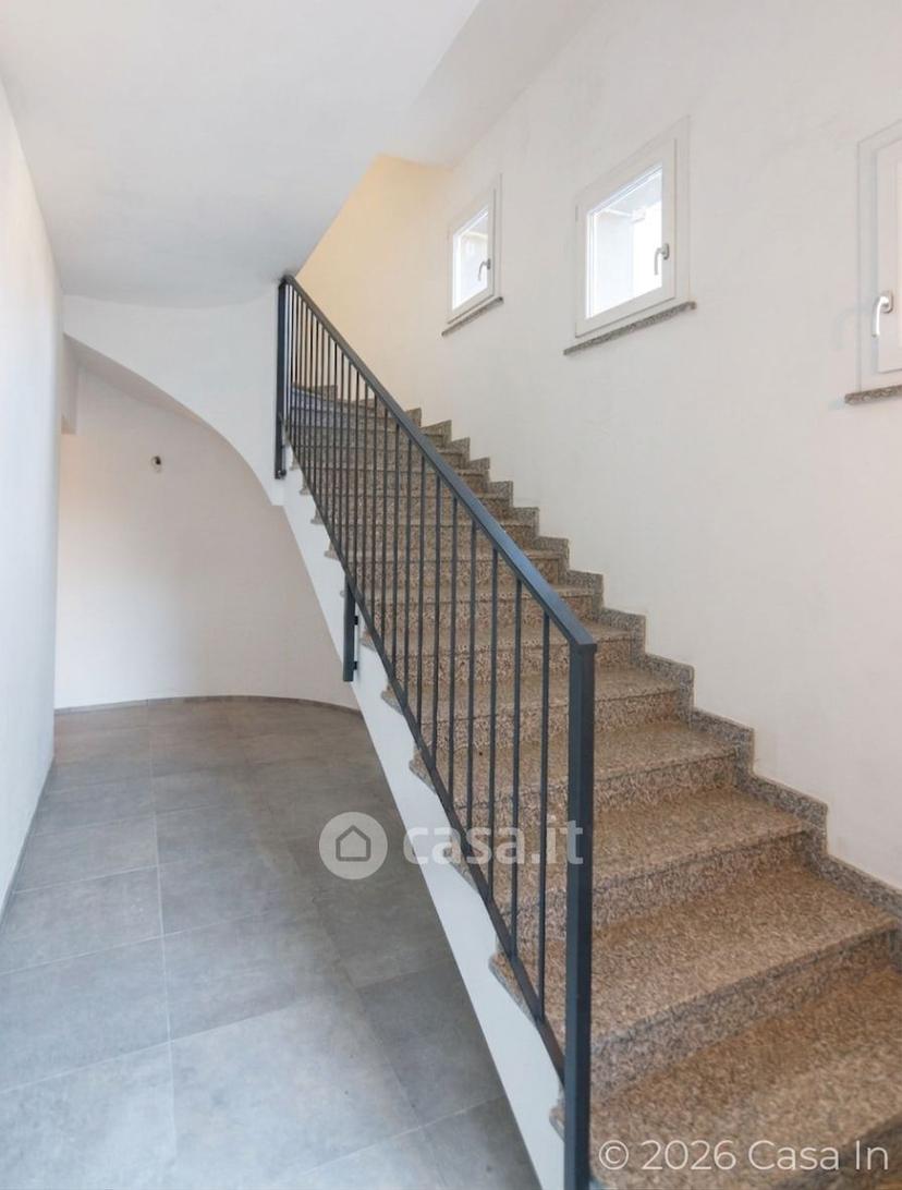 Trilocale in Via Pavia 33 — foto 11 di 21