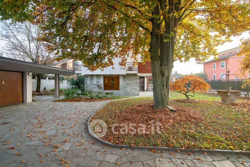Villa in Via dei Mille — foto 18 di 50