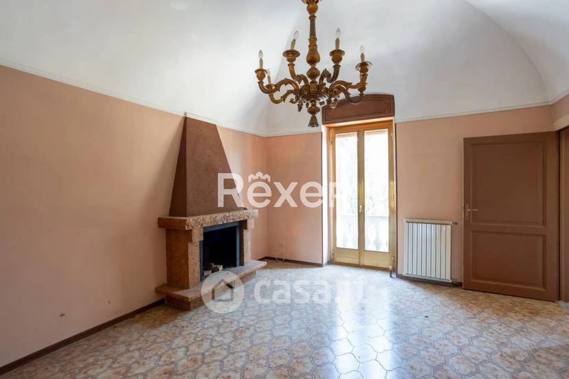 Quadrilocale in Piazza Caduti 8 — foto 3 di 27