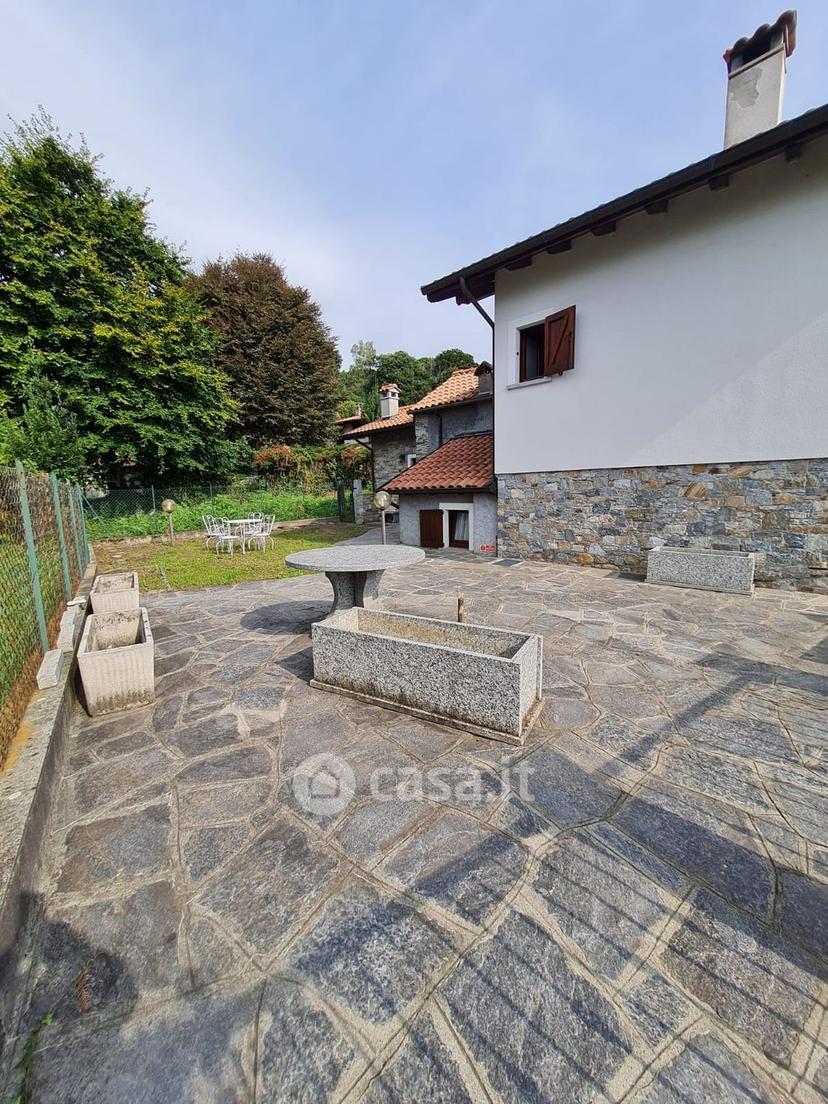 Villa in Via Fourmighè — foto 26 di 42