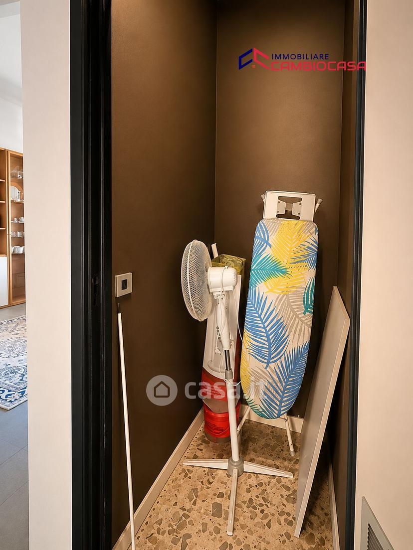 Quadrilocale in Via Medaglie d'Oro 13 — foto 8 di 15