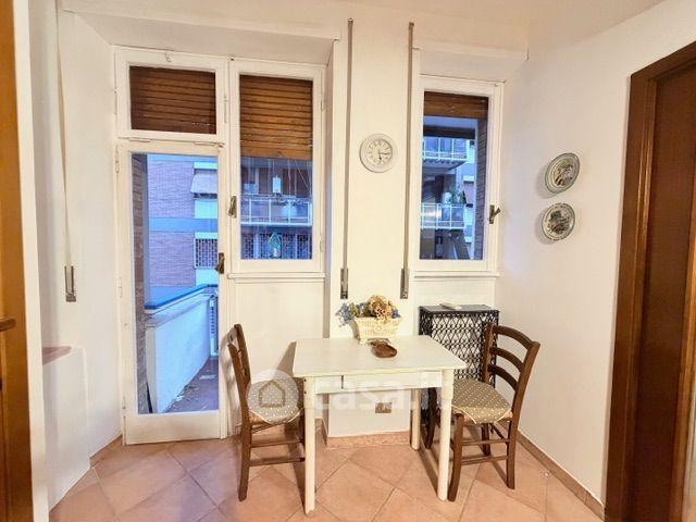 Stanza in Via Paola Falconieri 82 — foto 10 di 19