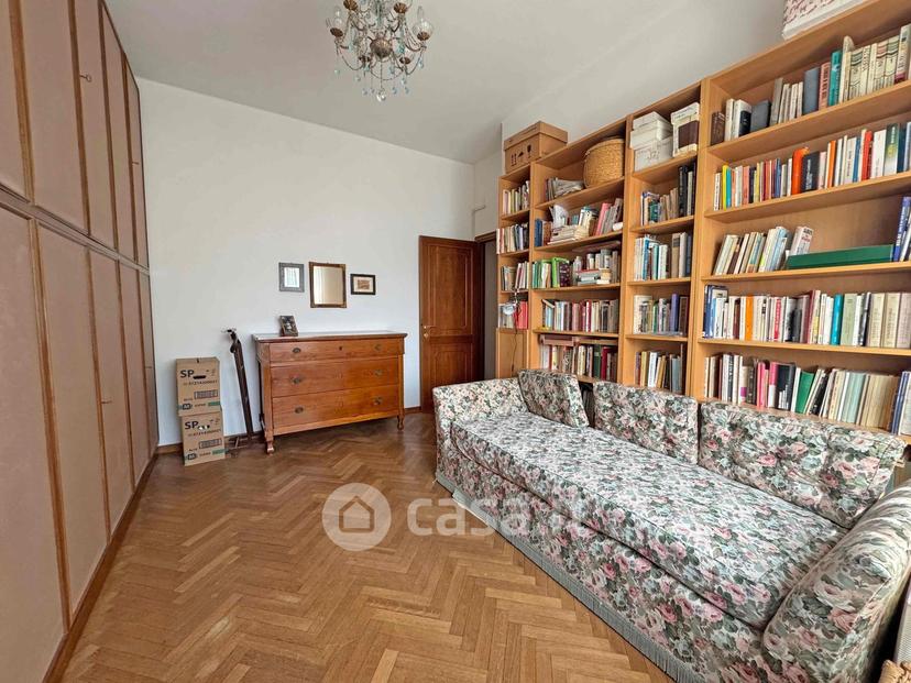 Quadrilocale in Via Tiziano 1 — foto 8 di 35