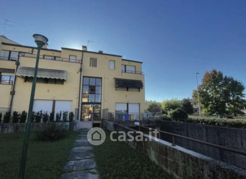Appartamento in Via Giuseppe Toniolo — foto 2 di 23