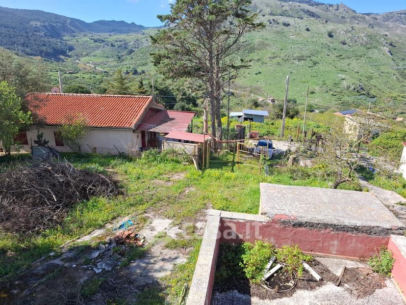 Villa in Via Esterna Renda 42 — foto 5 di 43