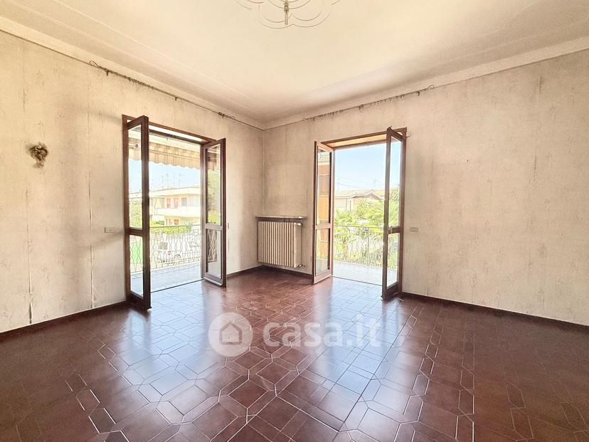 Villa in Via Luigi Barbieri 72 — foto 6 di 57