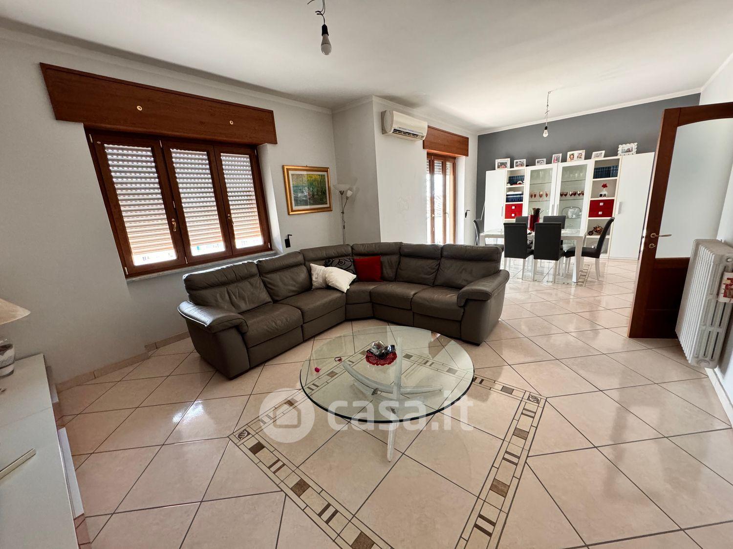 Appartamento in Via Francesco Lanzara 33