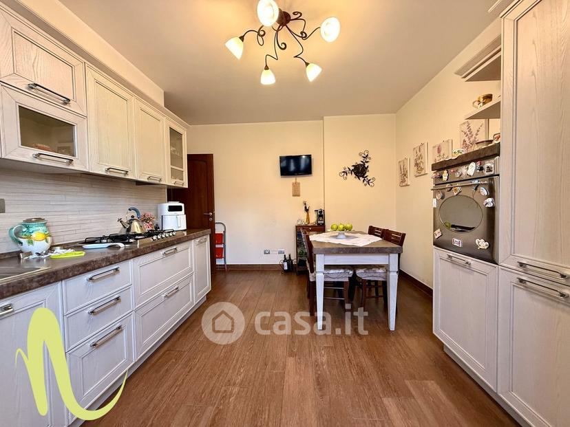 Quadrilocale in Via Stradone Sala 9 — foto 2 di 28
