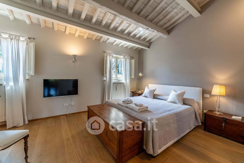 Trilocale in Via S. Nicolao 45 — foto 32 di 57