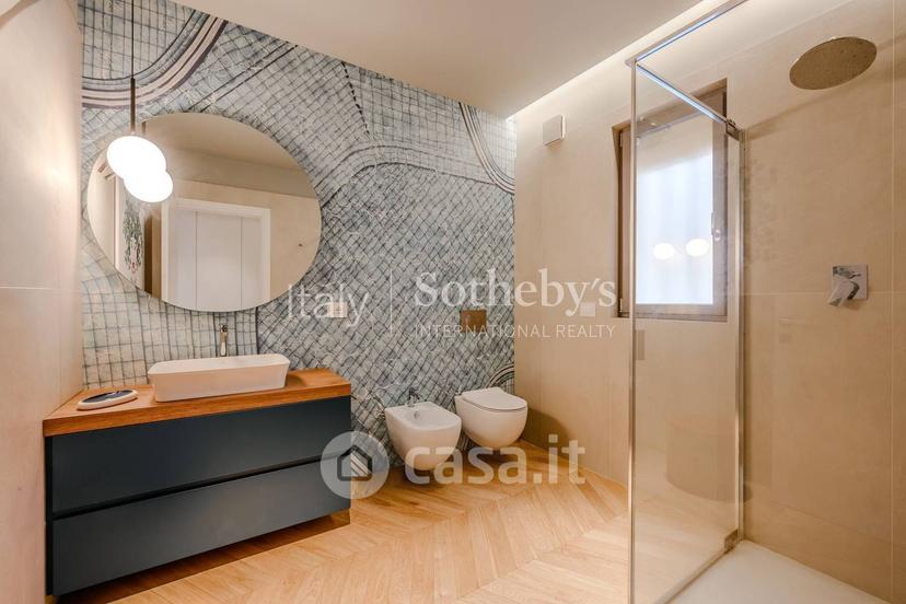 Quadrilocale in Via Fratelli Calandra — foto 8 di 30