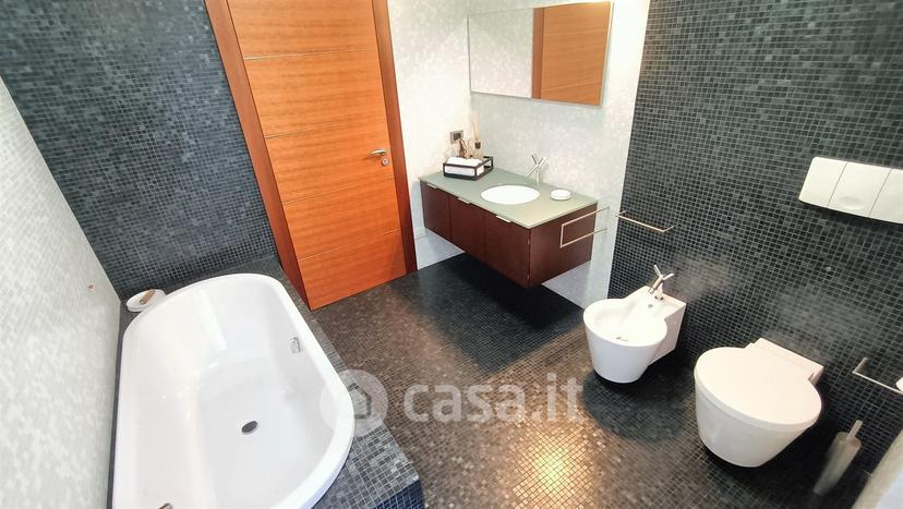 Quadrilocale in Via Donatori del Sangue — foto 17 di 56