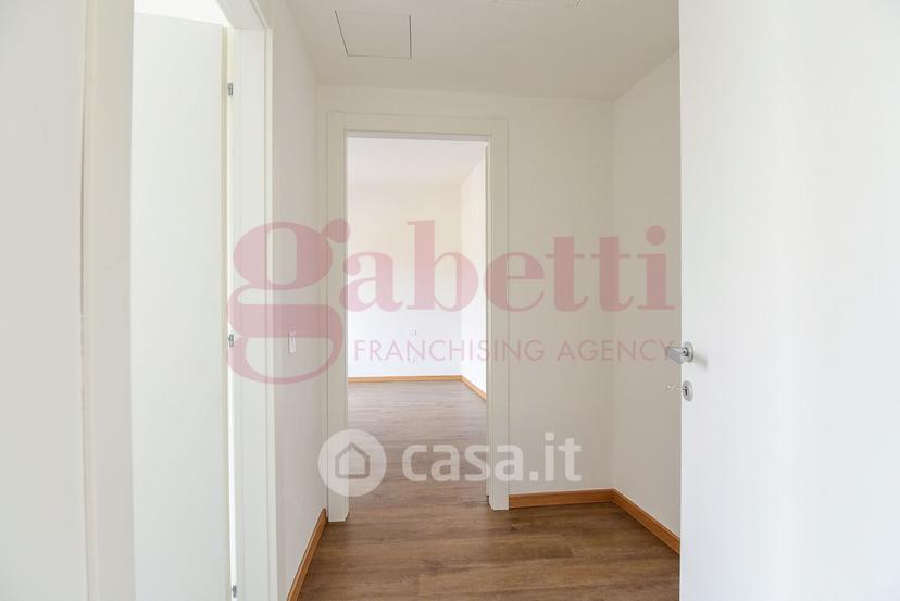 Bilocale in Piazza Roma 24 — foto 13 di 15