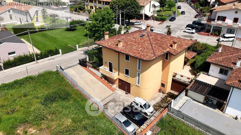 Villa in Via Madonna — foto 10 di 19