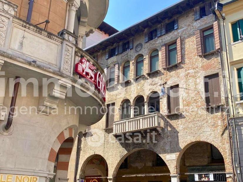 Appartamento in Via Indipendenza 4 — foto 12 di 28