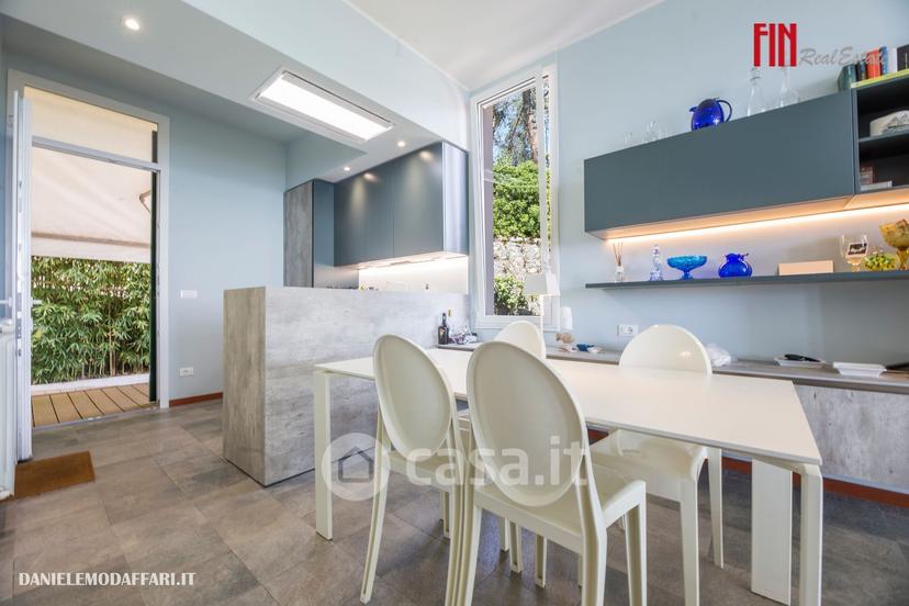 Quadrilocale in Via dei Pini d'Aleppo — foto 34 di 51
