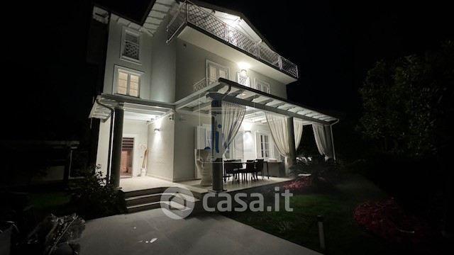 Villa in Via Leonardo da Vinci — foto 6 di 28