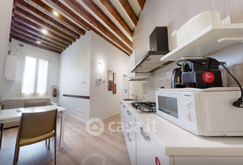 Stanza in San Polo 2357 — foto 8 di 11