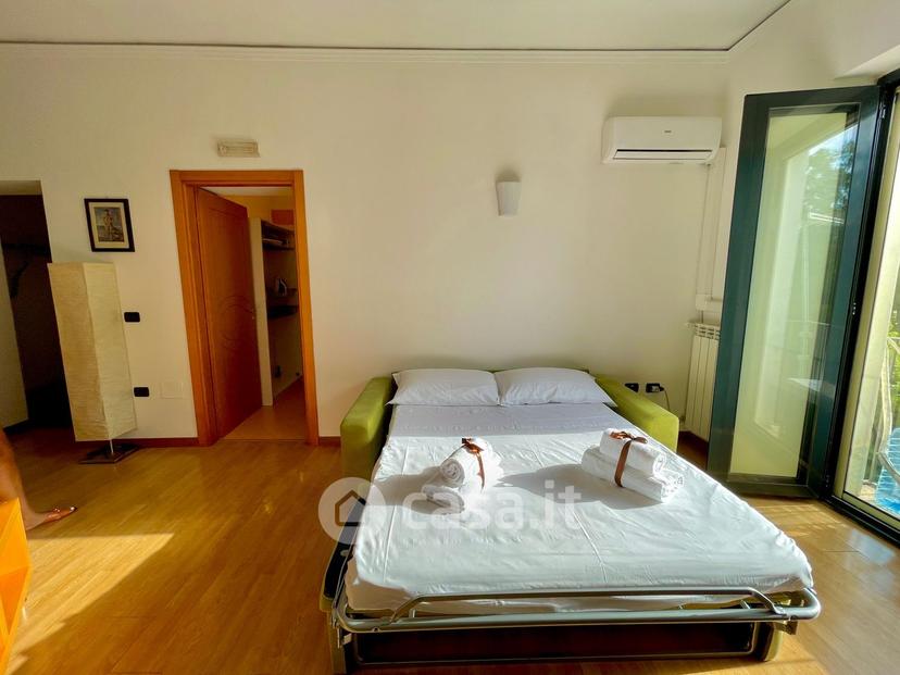 Bilocale in Gasparri 6 — foto 19 di 24