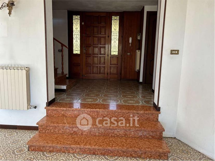Villa in Via degli Alpini 1 — foto 6 di 41