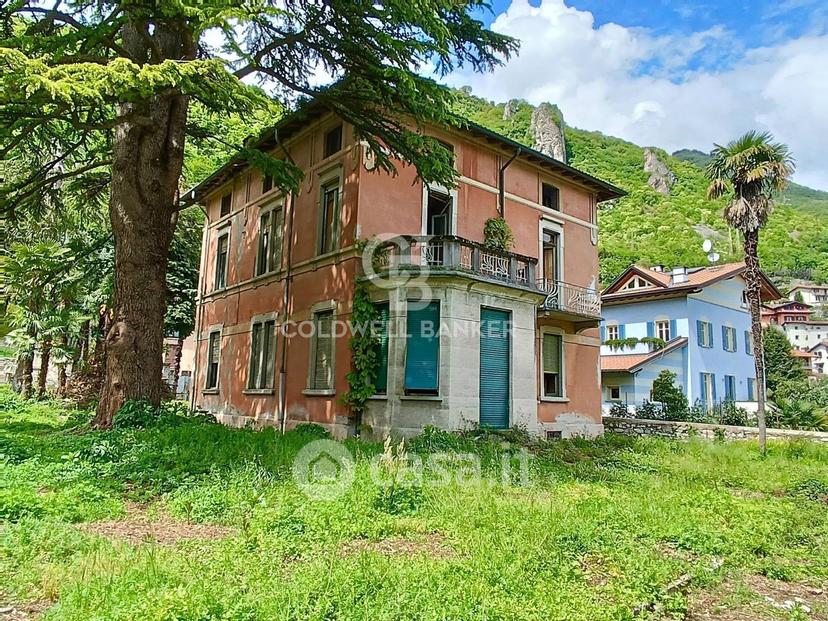 Villa in Via San Maurizio 65 — foto 27 di 38