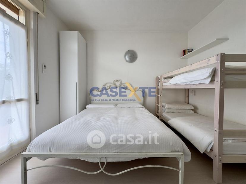 Trilocale in Via Como — foto 30 di 32