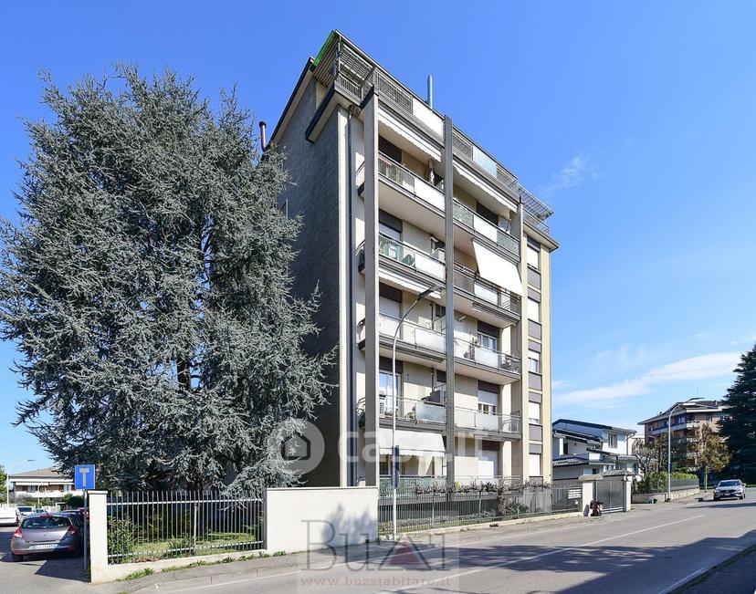 Trilocale in Via Amedeo Avogadro 6 — foto 7 di 12