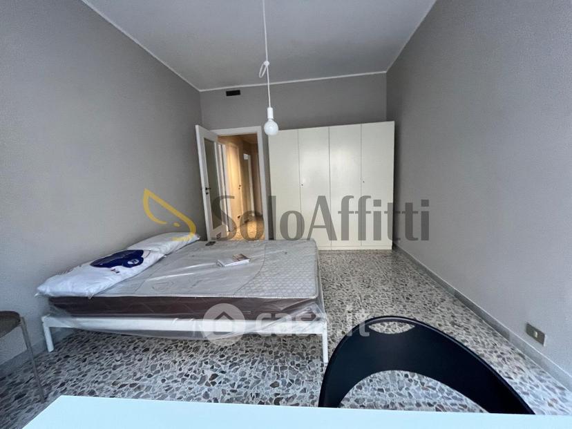 Stanza in Via Guido de Ruggiero 4